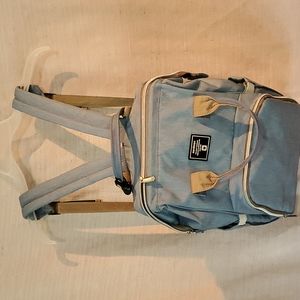 Aardman mummy maternity travel back pack- with changing pad